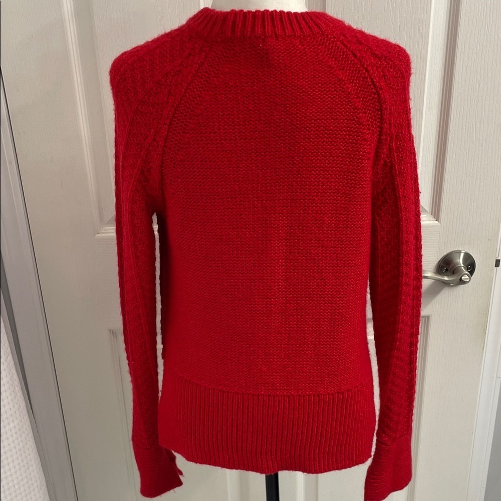 H & M Red Knit Sweater Crew Neck Chevron Pattern Size XS - Picture 8 of 16